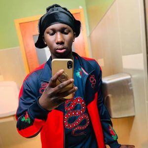 Meet your Posher, Devon